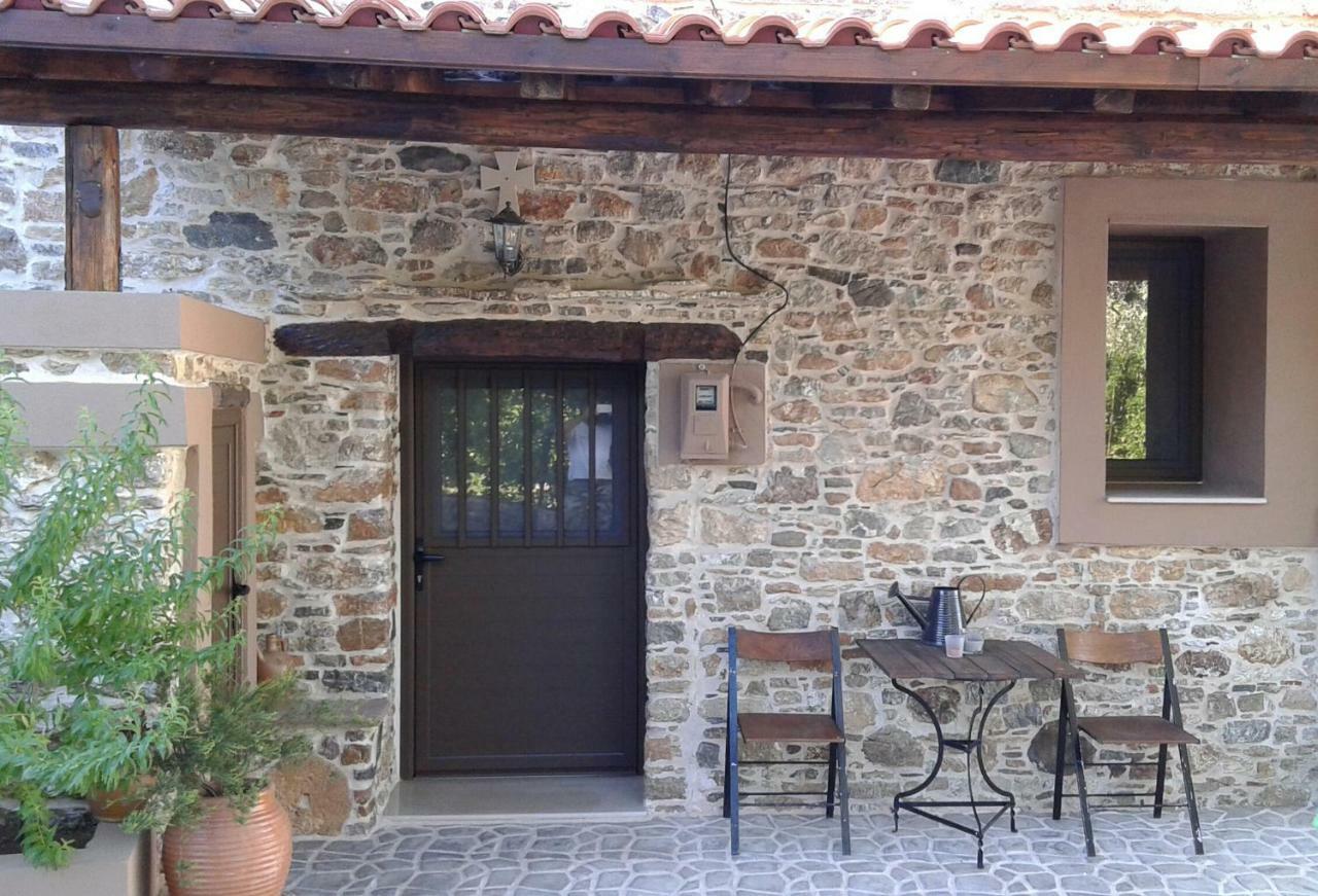 Areti'S Traditional House Apollona Exteriör bild